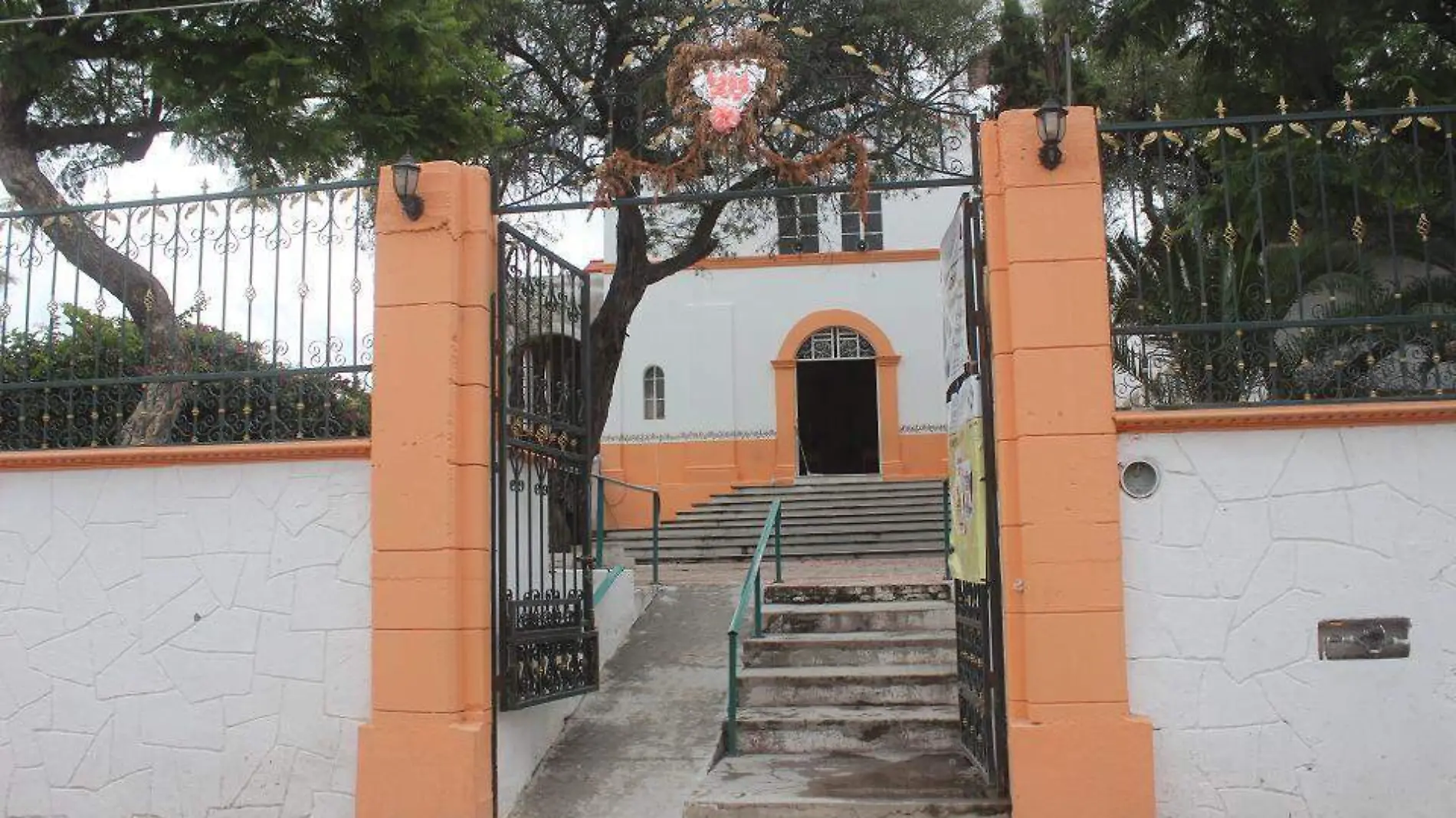 LA PARROQUIA